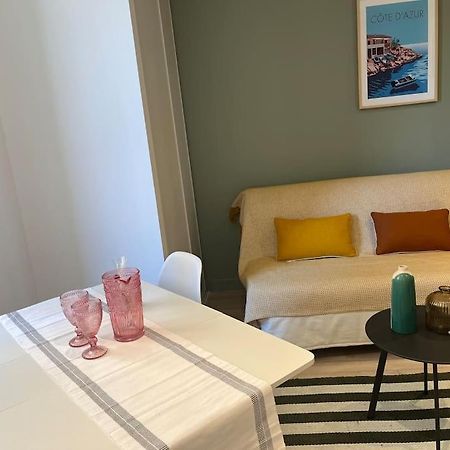 Apartamento Cocon Ecusson Montpellier Exterior foto