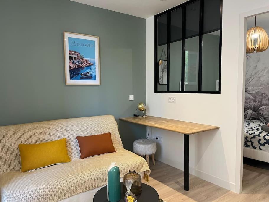 Apartamento Cocon Ecusson Montpellier Exterior foto